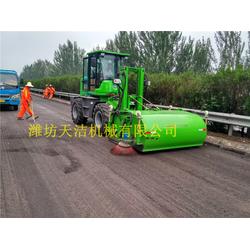 天潔機(jī)械 料場(chǎng)貨場(chǎng)清掃利器——高效掃路車與吸塵車系列解析